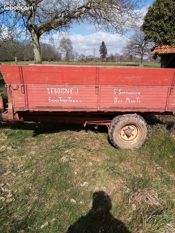 LEBOISNE JEAN ST SYMPHORIEN DES MONTS.jpg