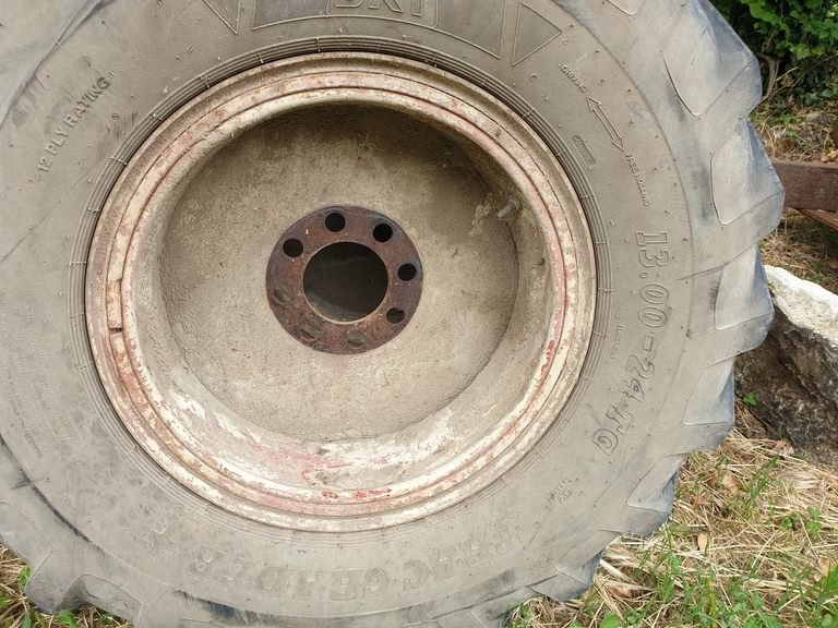 ROUE MB30 MOTEUR FORD INTERIEUR