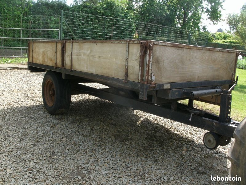 benne C GARNIER à MAYENNE.jpg