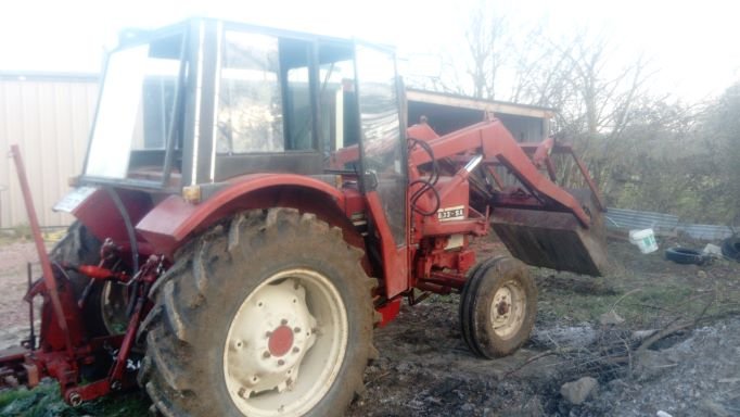 tracteur ih 633 vue arriere .JPG