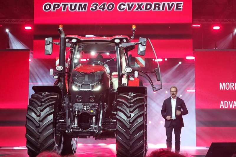 case-ih-optum-340-CVXDRIVE.jpg