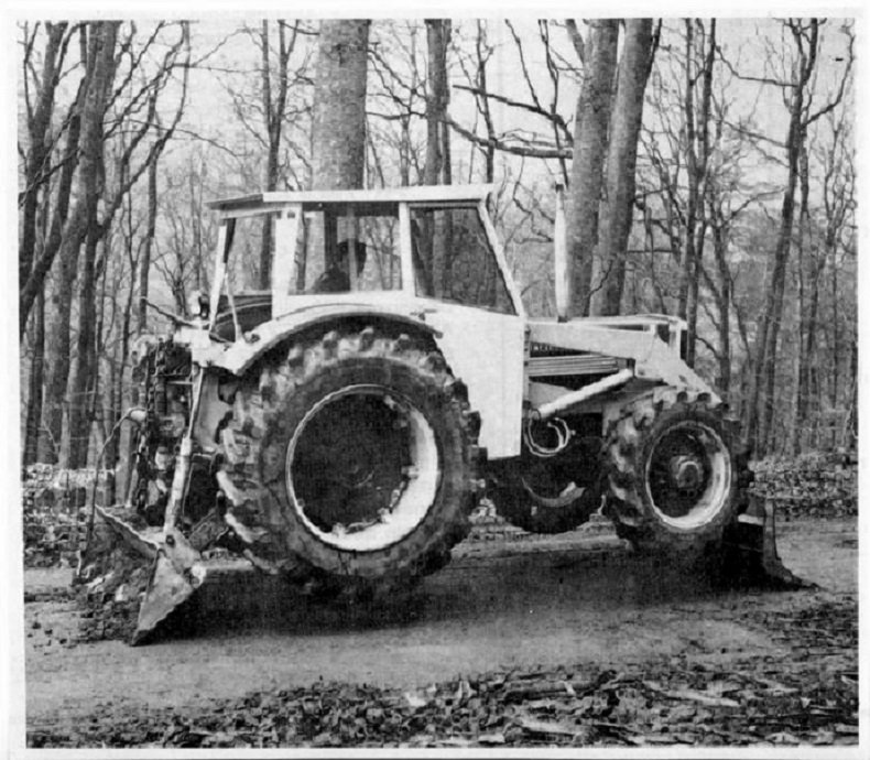 IH 724 4x4 Forestier ,.jpg
